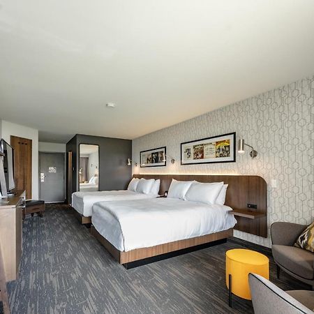 Hotel Verso Magog Екстер'єр фото