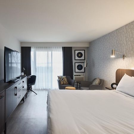 Hotel Verso Magog Екстер'єр фото