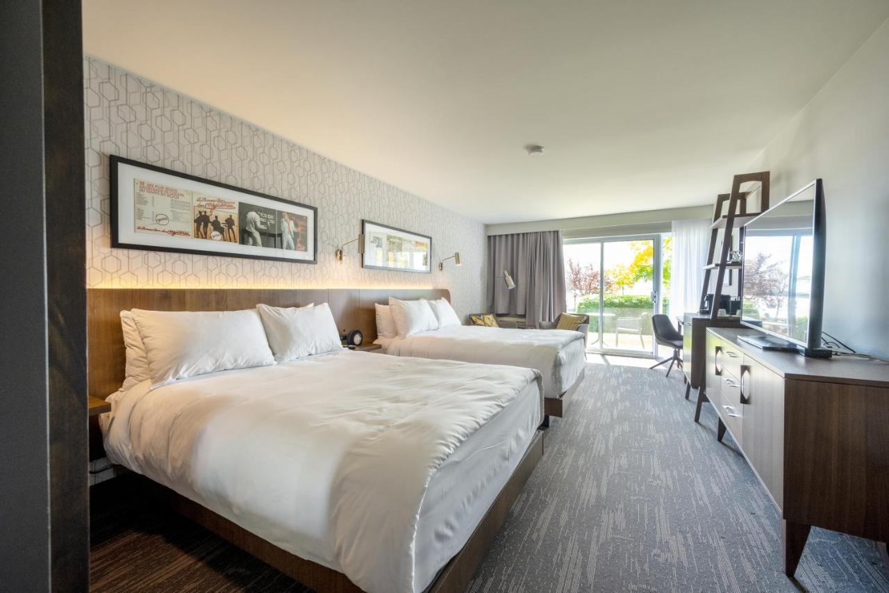 Hotel Verso Magog Екстер'єр фото