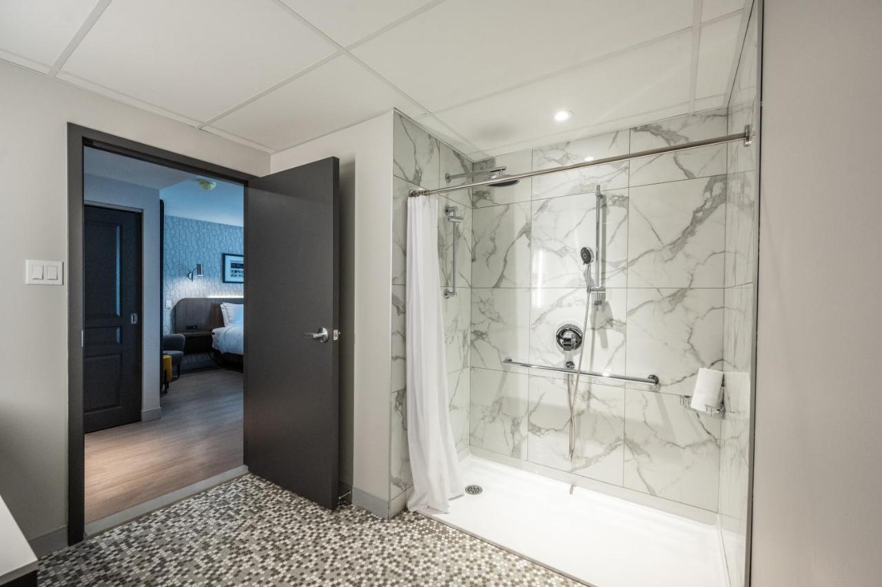 Hotel Verso Magog Екстер'єр фото