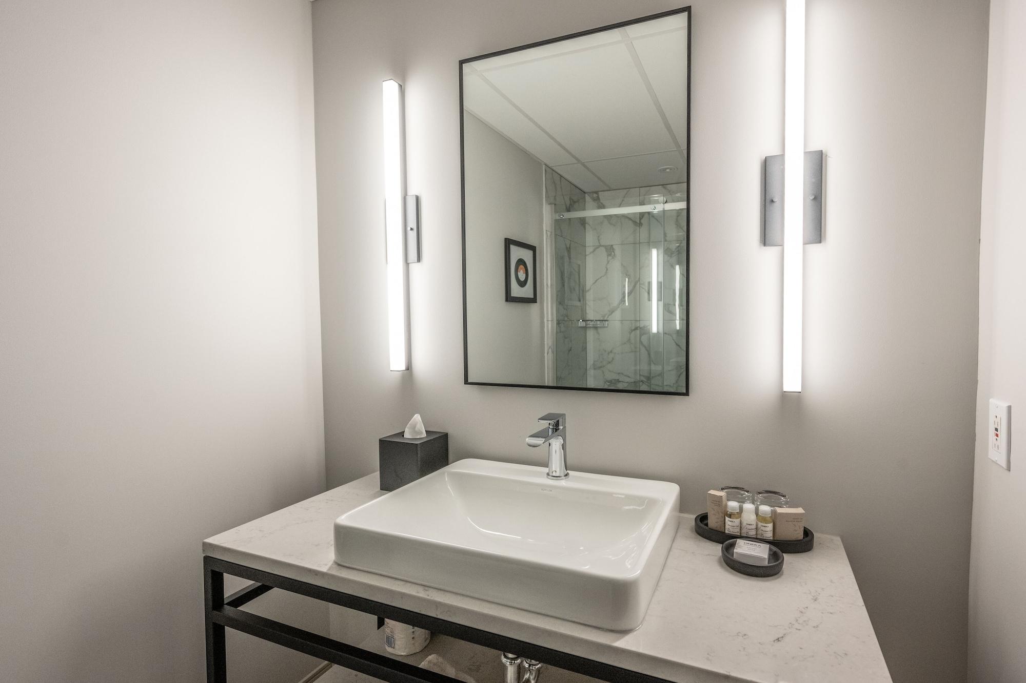 Hotel Verso Magog Екстер'єр фото
