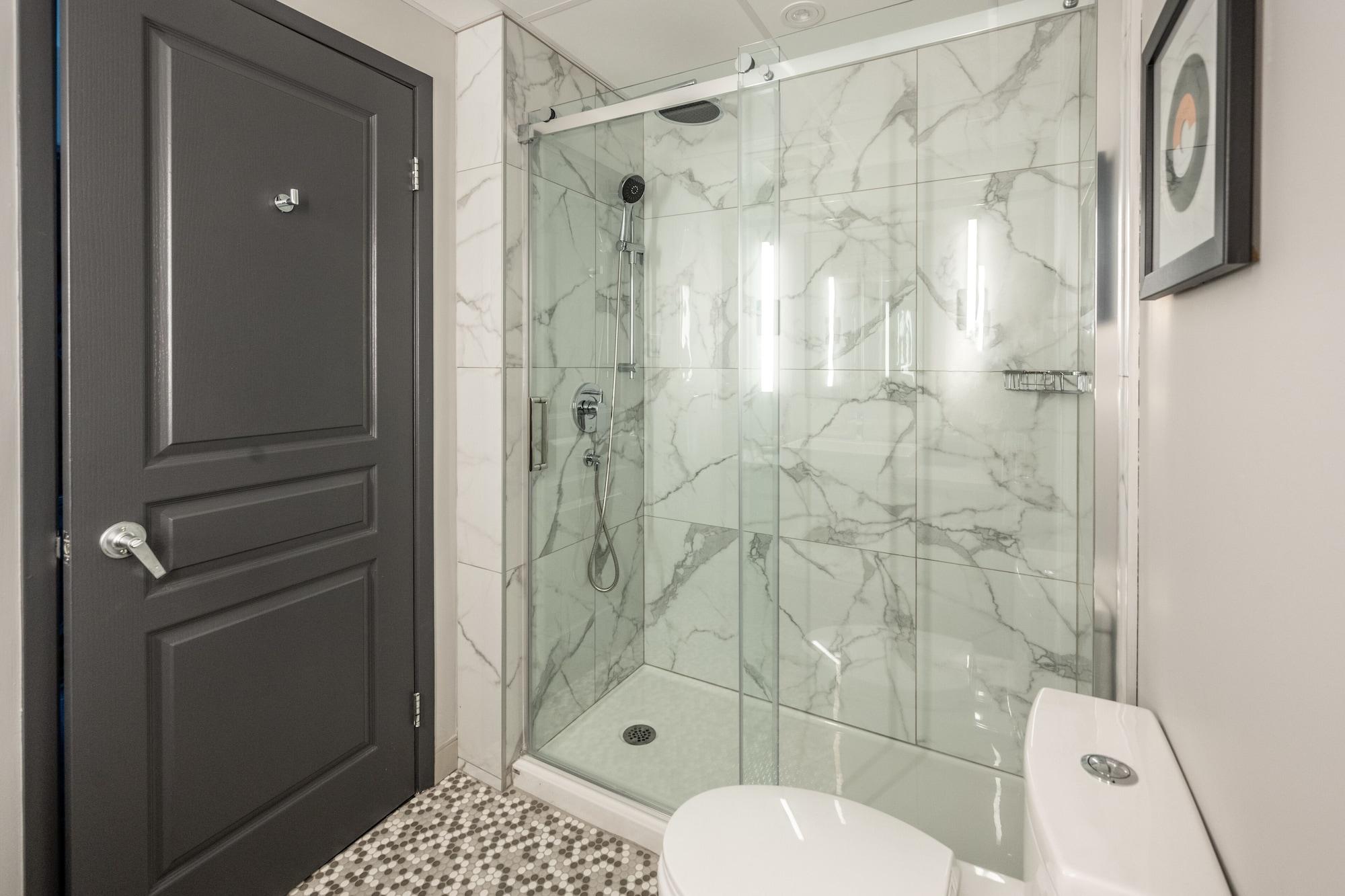 Hotel Verso Magog Екстер'єр фото